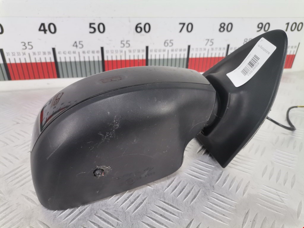 Зеркало правое DACIA Sandero 2013-2020