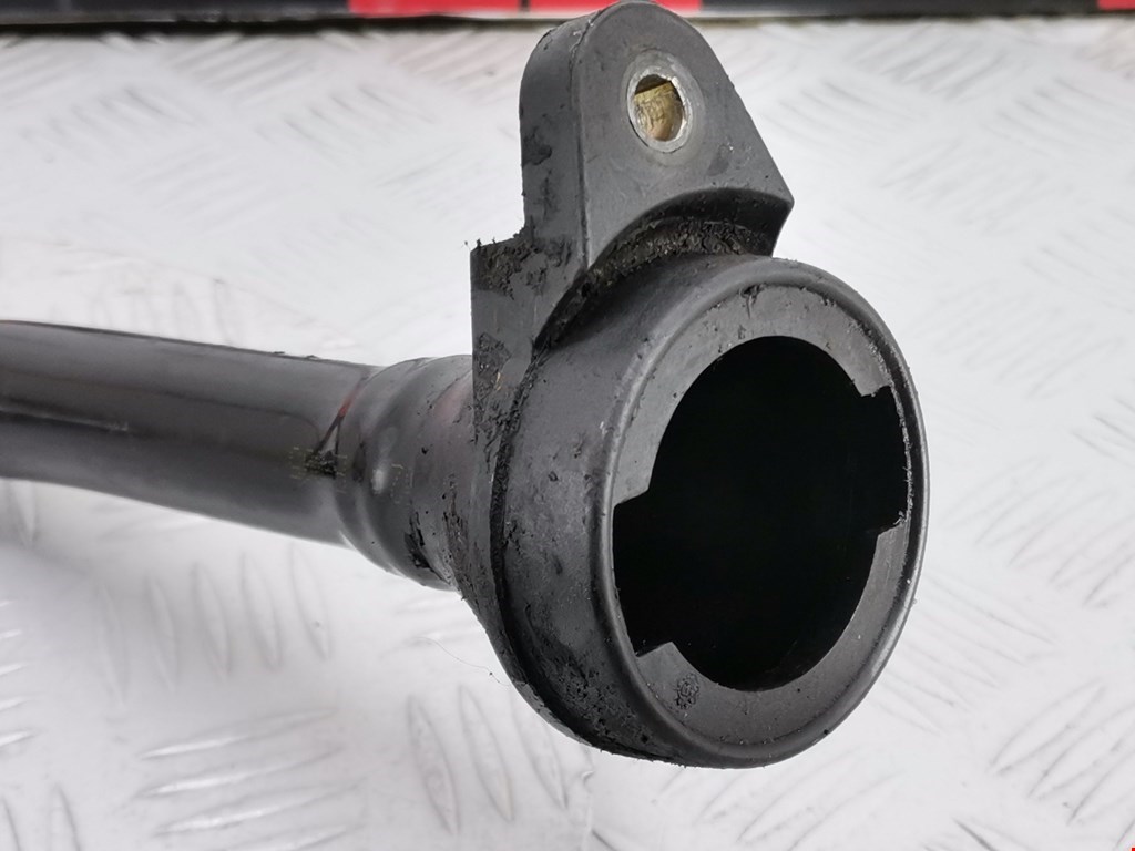 Горловина маслозаливная (залива масла) MERCEDES-BENZ Vito W638 1996-2003