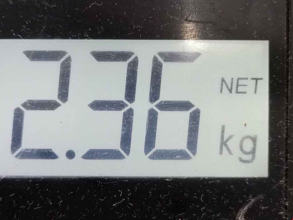 Амортизатор задний левый TOYOTA Avensis 2009-2015