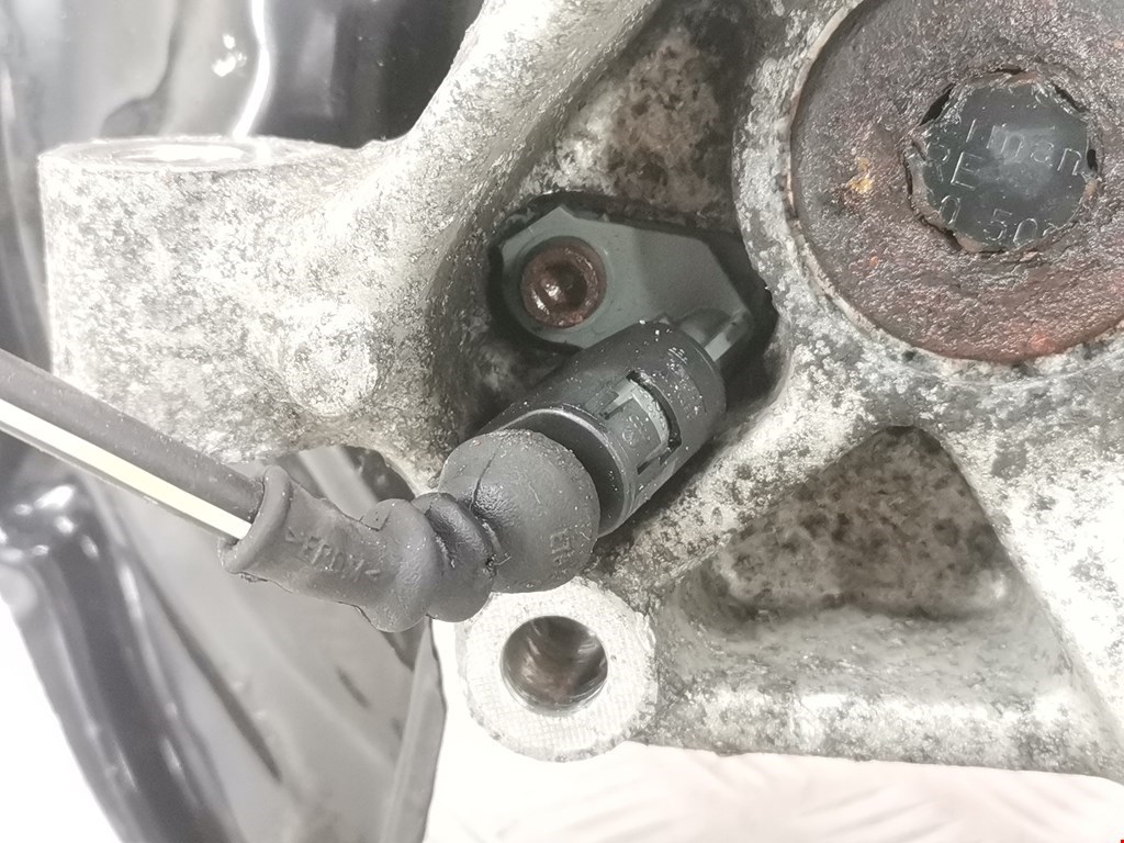 Ступица задняя правая VOLKSWAGEN Passat B7 2011-2015