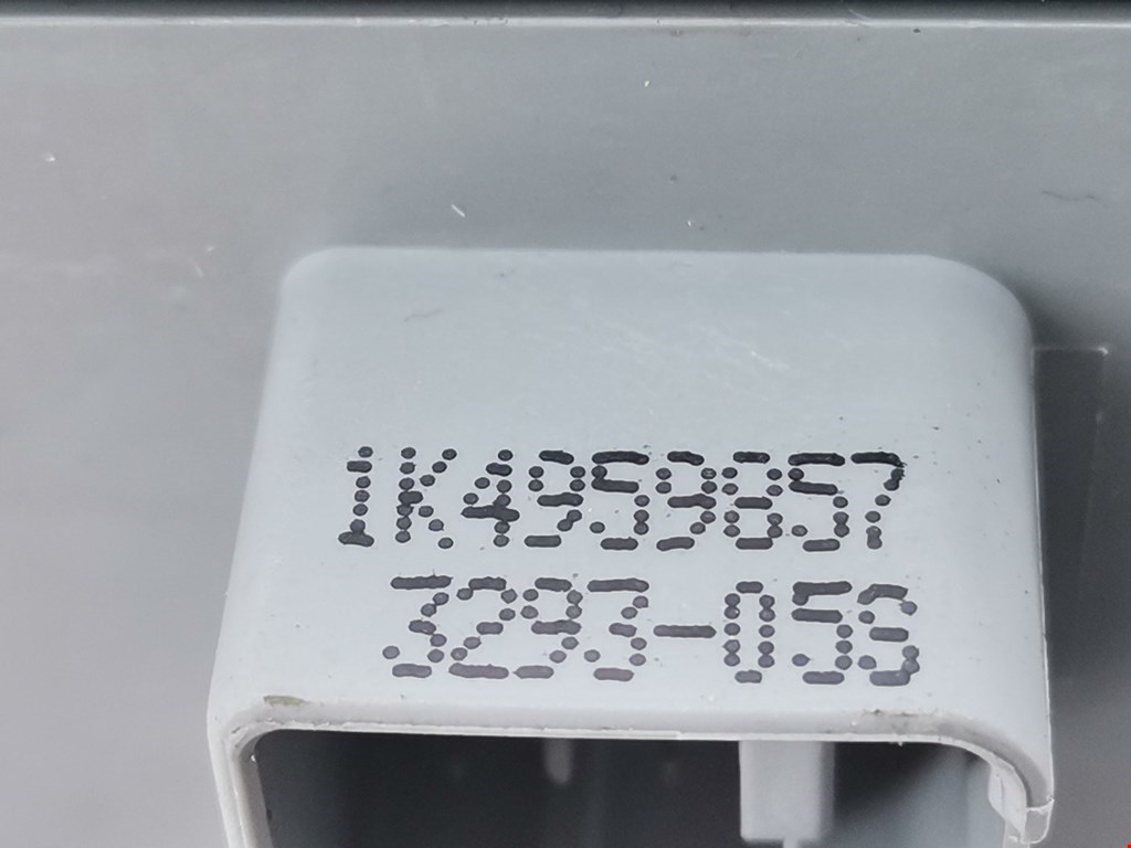 Блок управления стеклоподъемниками VOLKSWAGEN Golf V 2003-2009