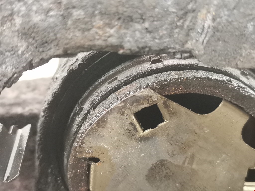 Суппорт передний правый OPEL Corsa D 2006-2014