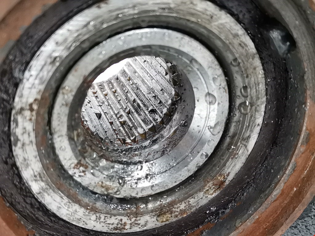 Ступица передняя левая HONDA Civic 4D 2006-2016