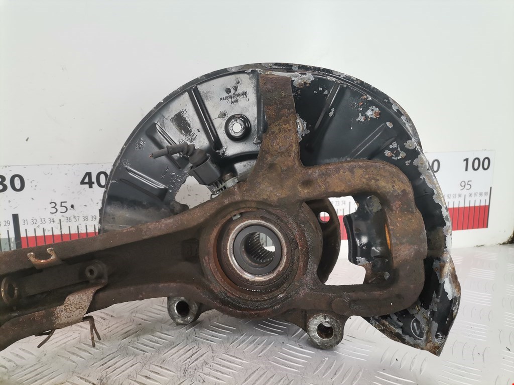 Ступица передняя правая AUDI Q7 I 2006-2015