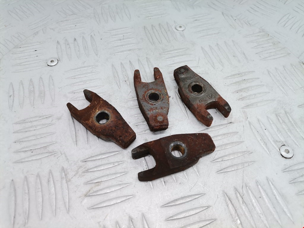 Кронштейн форсунки PEUGEOT 307 2001-2008