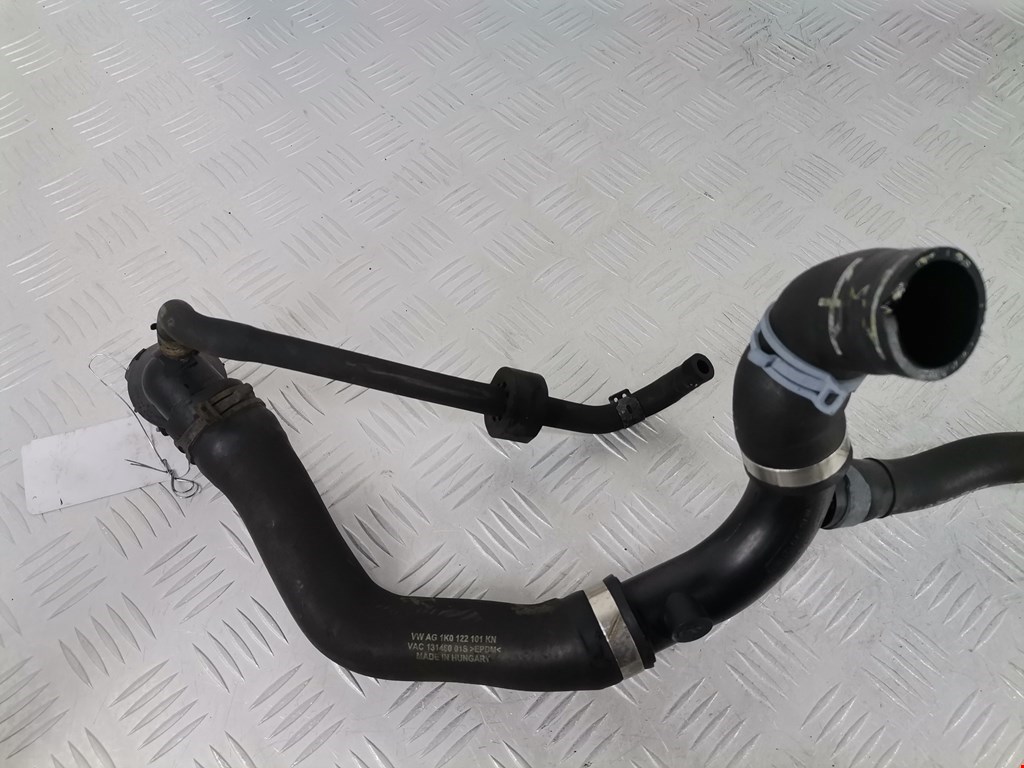 Патрубок VOLKSWAGEN Touran 2003-2010