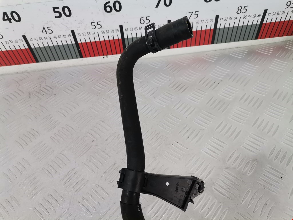 Патрубок VOLKSWAGEN Touran 2003-2010