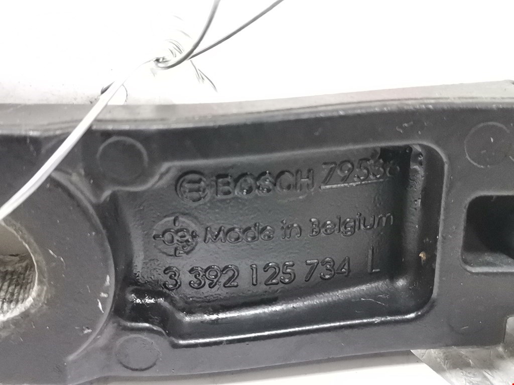 Поводок дворников передний левый/ правый PEUGEOT Partner 2008-2018