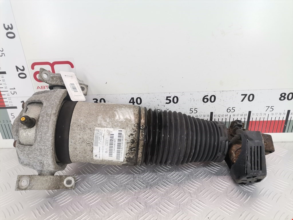 Пневмоподушка задняя правая Audi Q7 4L (2005-2015)