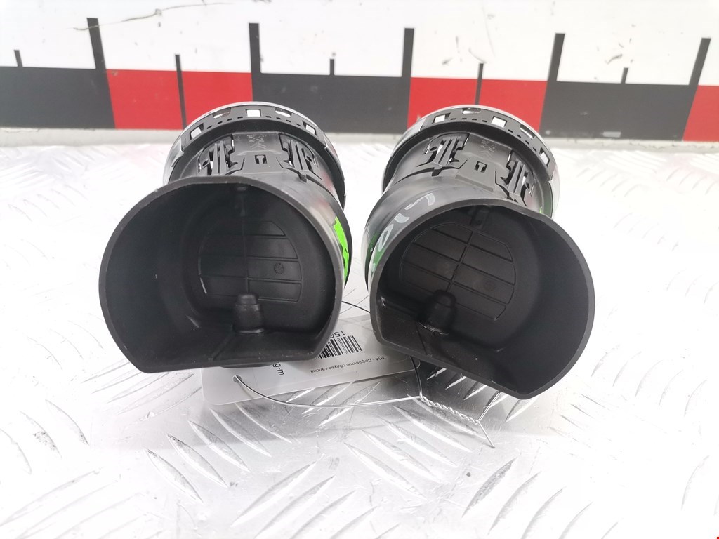 Дефлектор воздушный PEUGEOT Partner 2008-2018