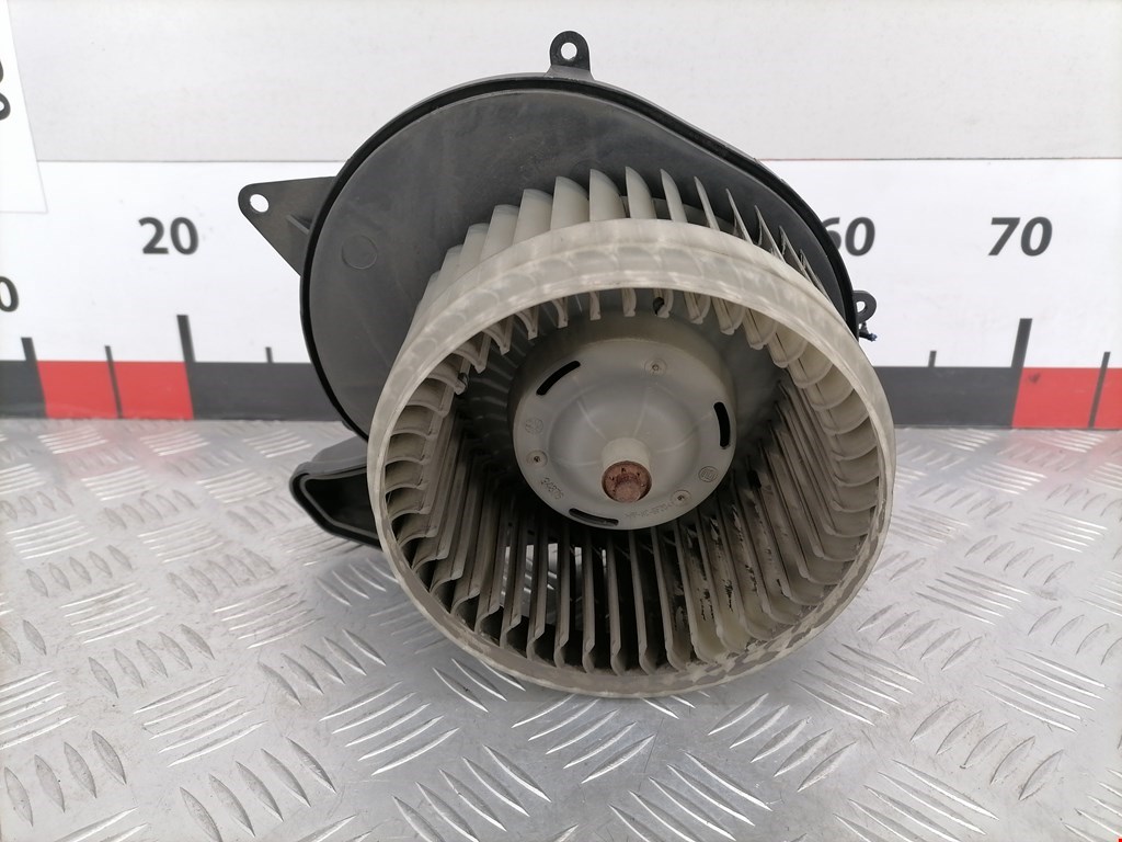 Моторчик (мотор) отопителя салона CHRYSLER 300 C 2004-2010