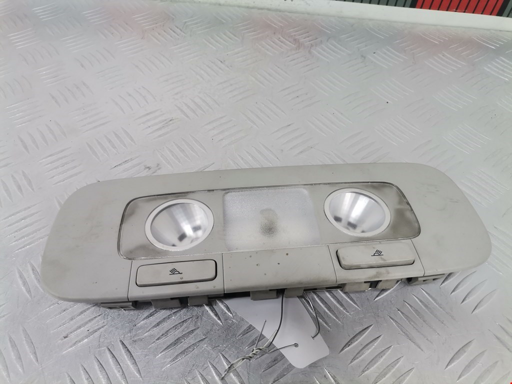 Плафон салонный Volkswagen Passat 7 (2012-2015)