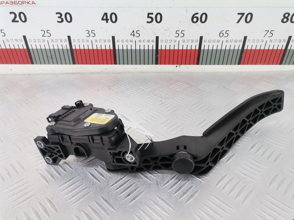 Педаль газа AUDI Q7 I 2006-2015