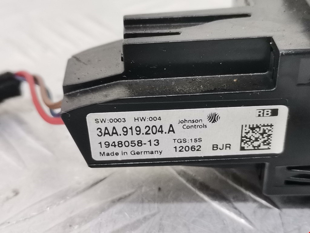 Часы VOLKSWAGEN Passat B7 2011-2015