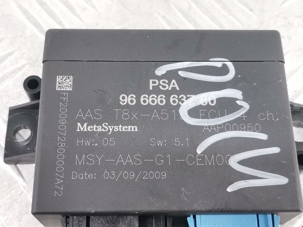 Блок управления парктрониками PEUGEOT 3008 2009-2016