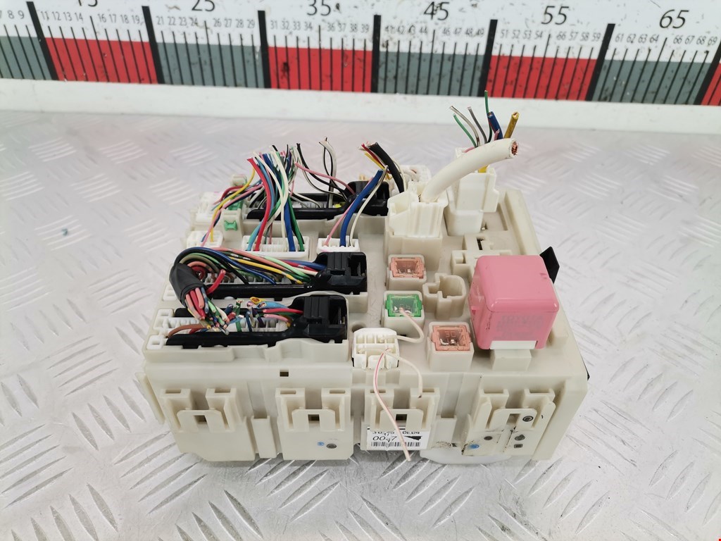 Блок комфорта TOYOTA Avensis 2009-2015