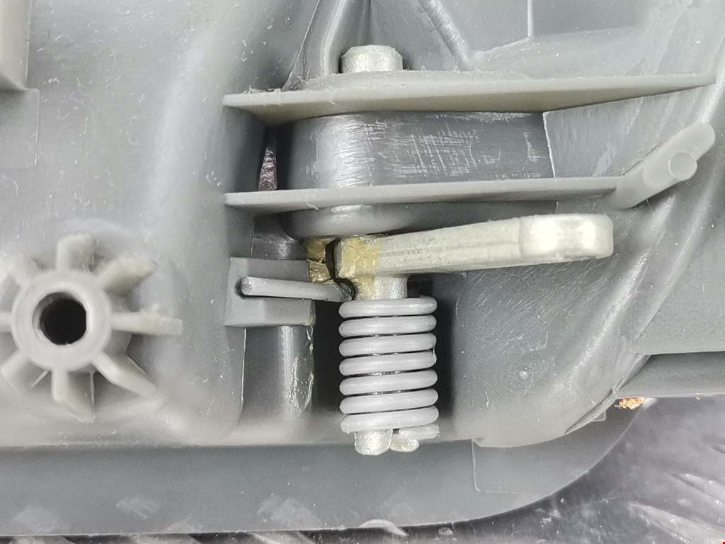 Ручка дверная задняя внутренняя левая AUDI A4 B6 2001-2005