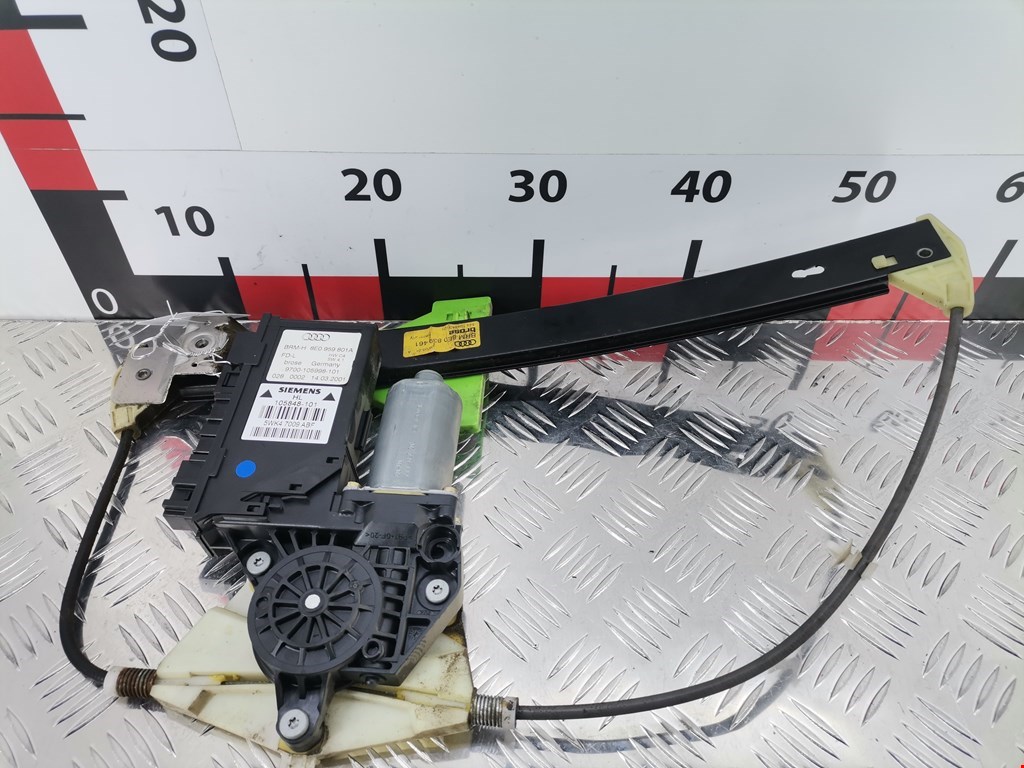 Стеклоподъемник задний левый AUDI A4 B6 2001-2005