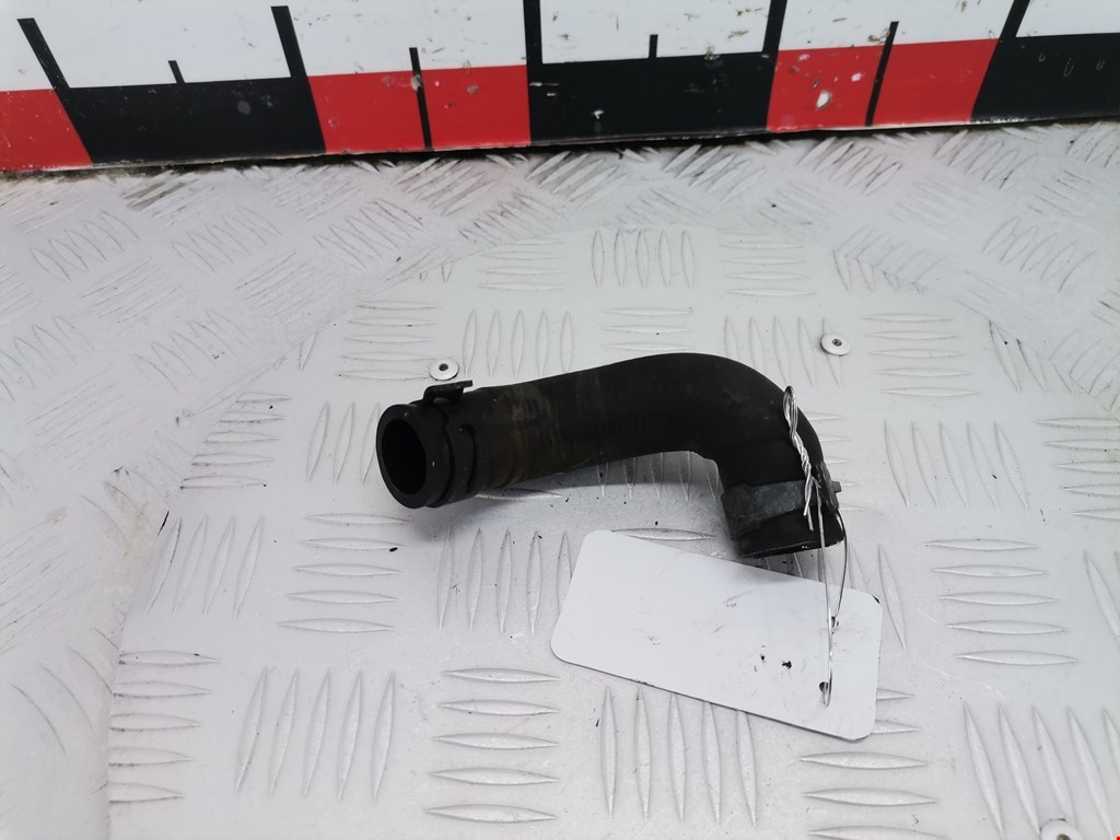 Патрубок VOLKSWAGEN Passat B7 2011-2015