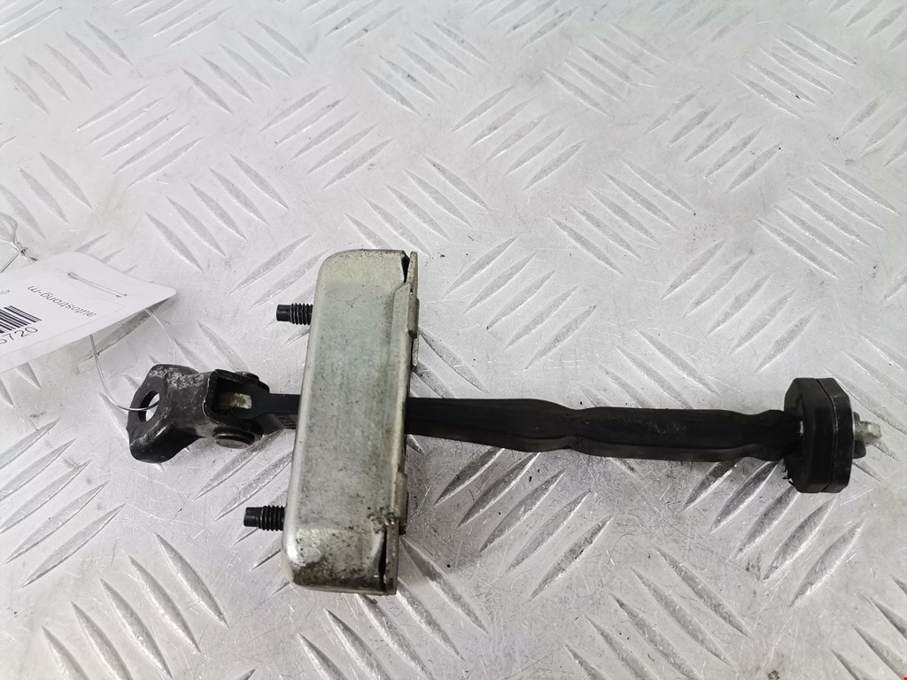 Ограничитель открывания двери TOYOTA Avensis 2009-2015