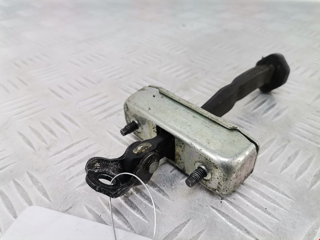 Ограничитель открывания двери TOYOTA Avensis 2009-2015