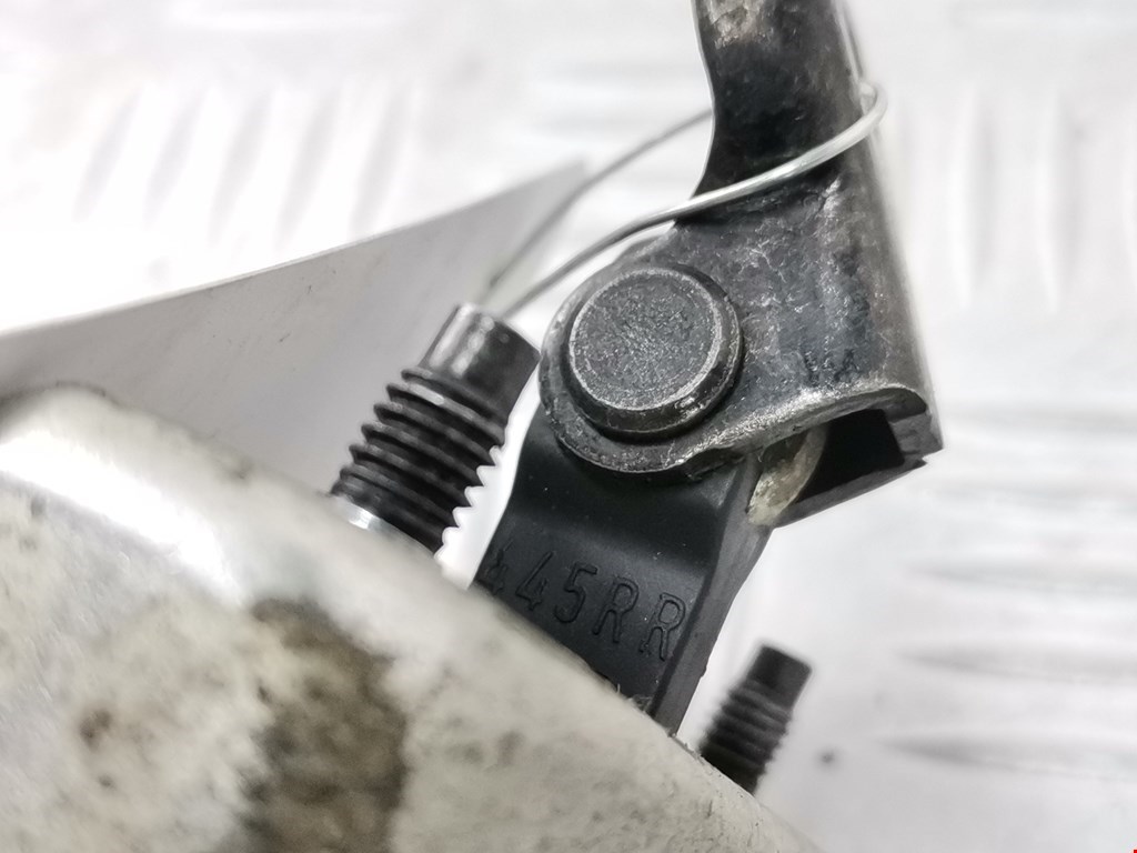 Ограничитель открывания двери TOYOTA Avensis 2009-2015