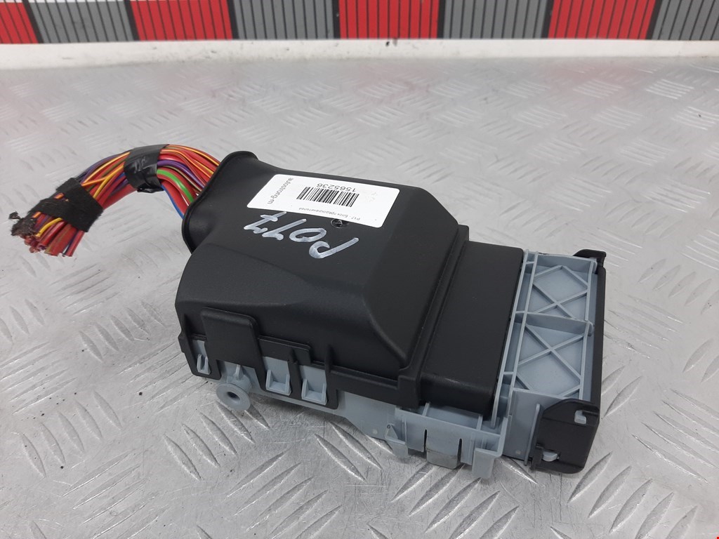 Датчик уровня в бачок омывателя OPEL Zafira C 2012-2019