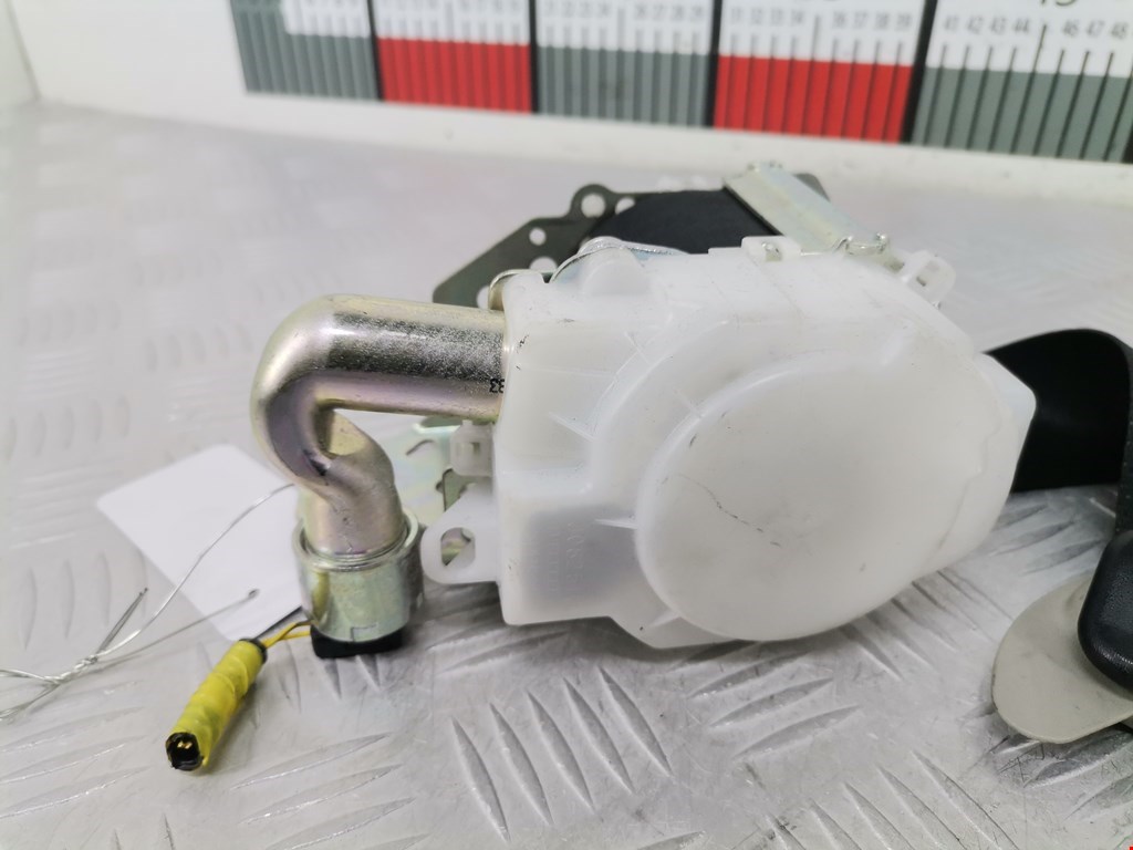 Ремень безопасности передний левый TOYOTA Avensis 2009-2015