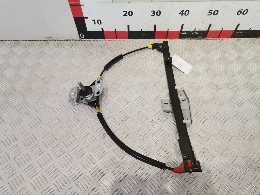 Стеклоподъемник задний правый VOLKSWAGEN Passat B4 1993-1997