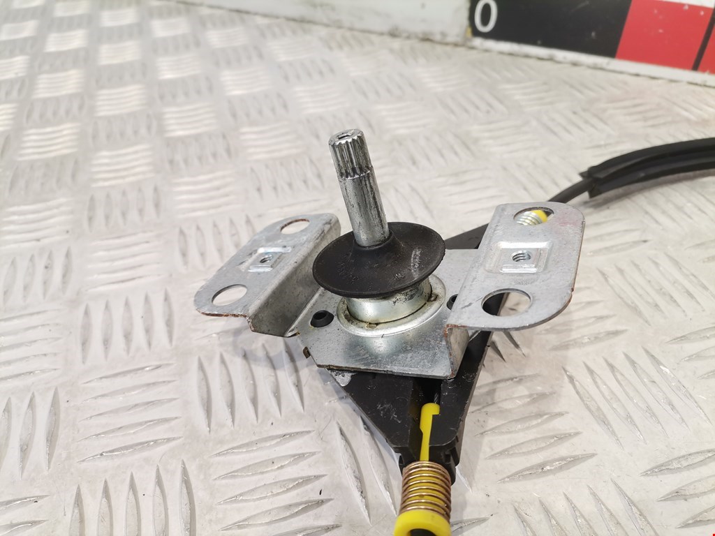 Стеклоподъемник задний правый VOLKSWAGEN Passat B4 1993-1997