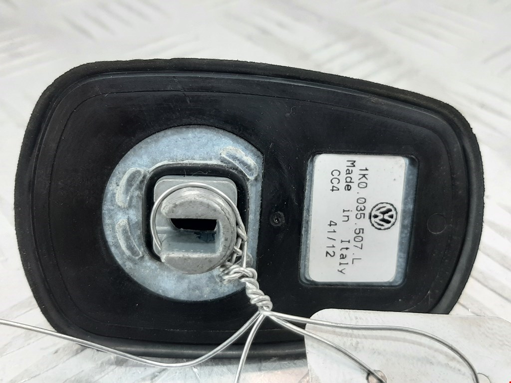 Антенна VOLKSWAGEN Touran 2003-2010