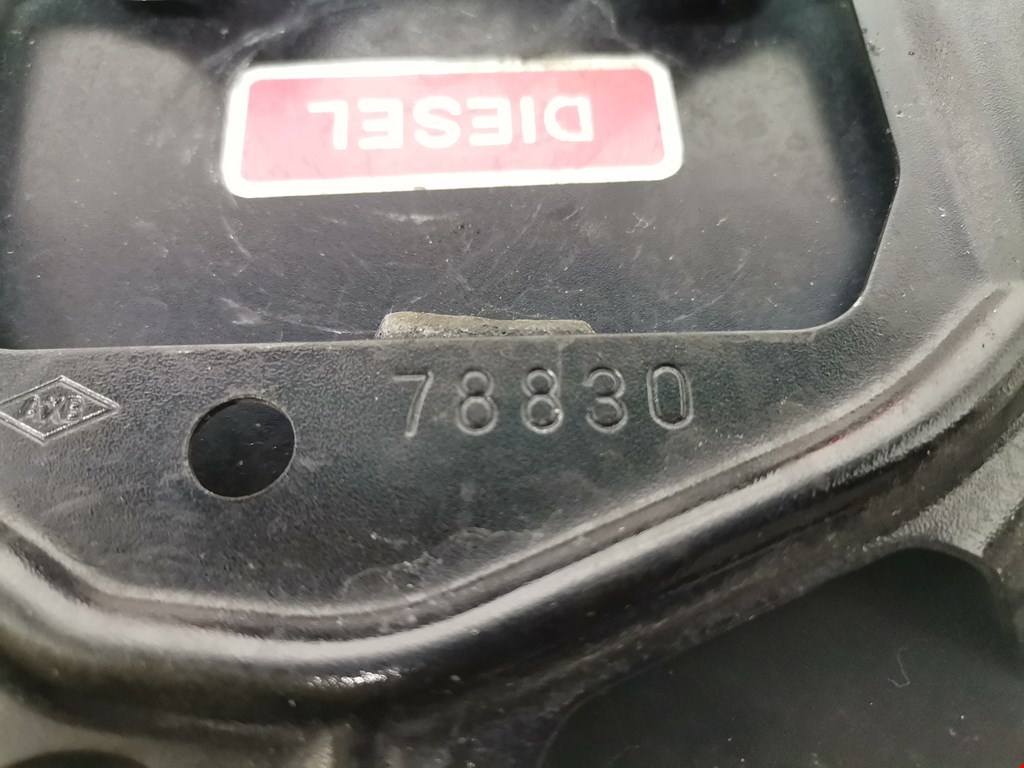 Лючок бензобака RENAULT Koleos HY 2008-2016