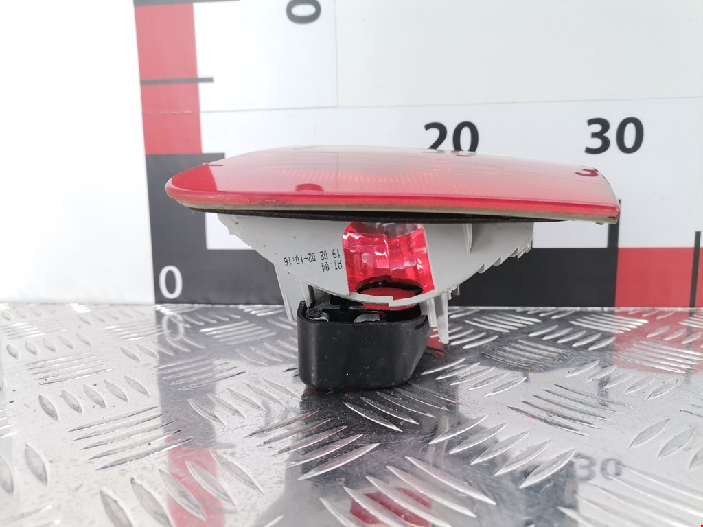 Фонарь задний внутренний правый BMW 3er E46 1998-2006