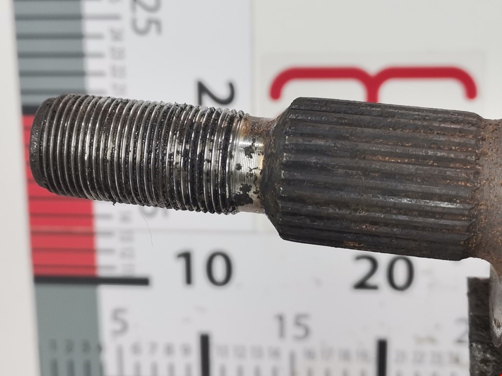 Полуось (привод, приводной вал) передняя левая FORD Focus III 2011-2019