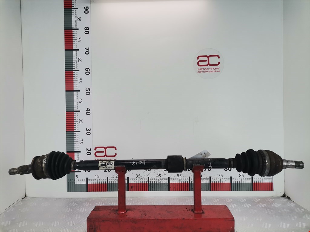 Полуось (привод, приводной вал) передняя правая OPEL Zafira C 2012-2019