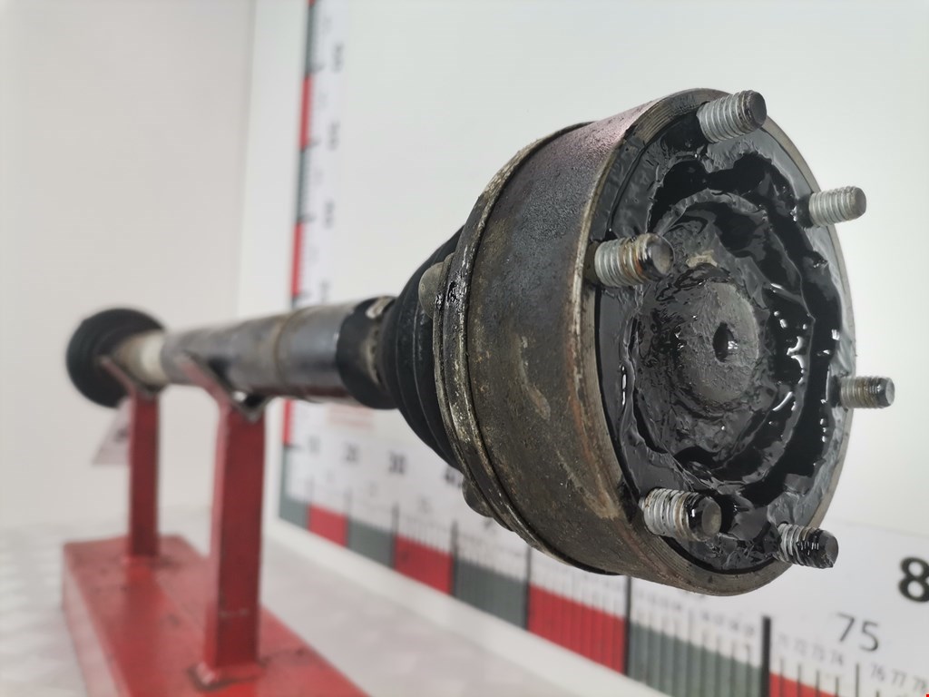 Полуось (привод, приводной вал) передняя правая VOLKSWAGEN Touran 2003-2010