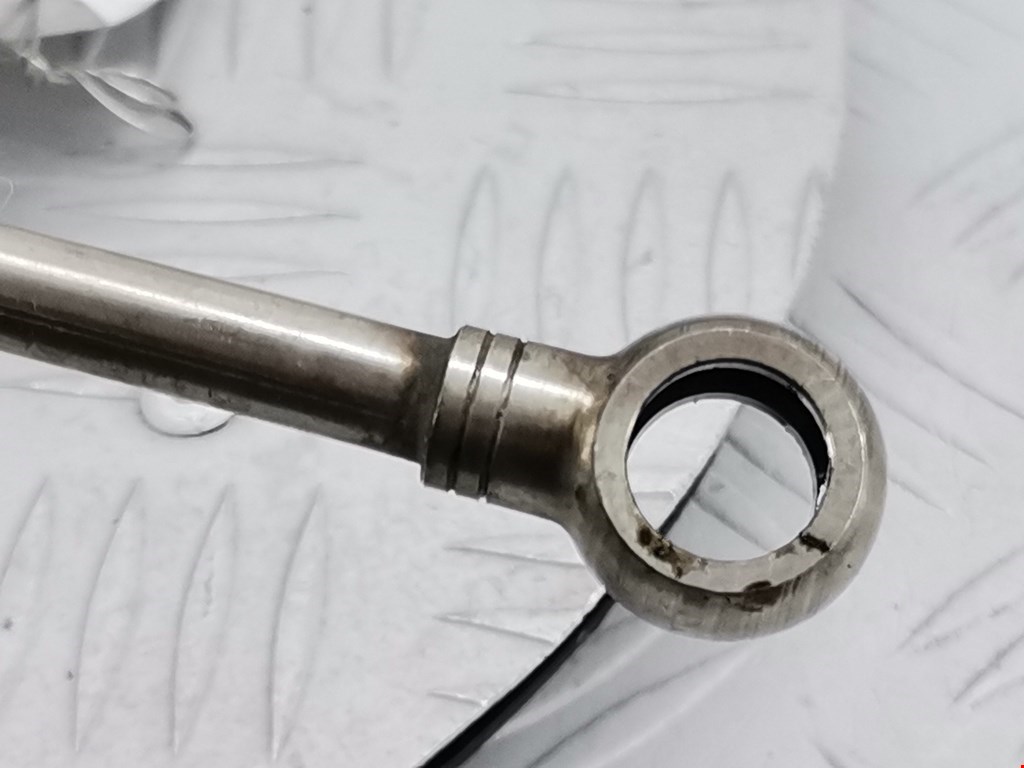 Трубка нагнетателя VOLKSWAGEN Touran 2003-2010