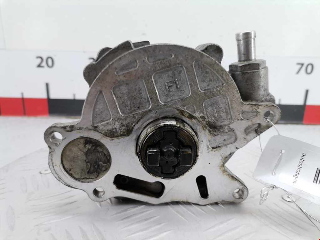 Насос вакуумный Volkswagen Touran 1 (2003-2015)