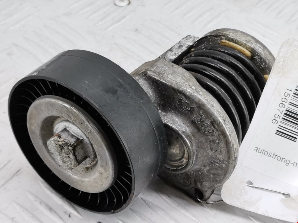 Натяжитель ремня генератора (приводного поликлинового ремня Volkswagen Jetta 6 (2010-2018)