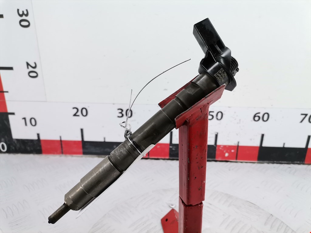 Форсунка дизельная электрическая VOLKSWAGEN Golf VI 2009-2012