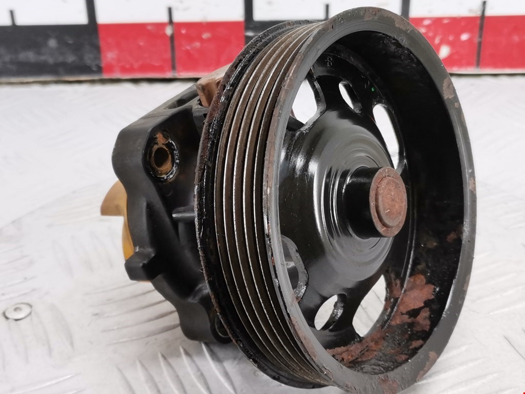 Насос водяной (помпа) OPEL Astra H/Family 2004-2015