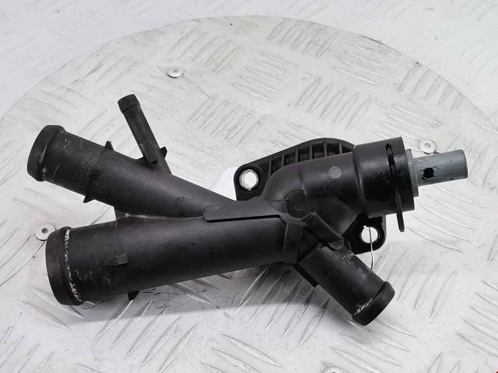 Тройник системы охлаждения VOLKSWAGEN Touran 2003-2010