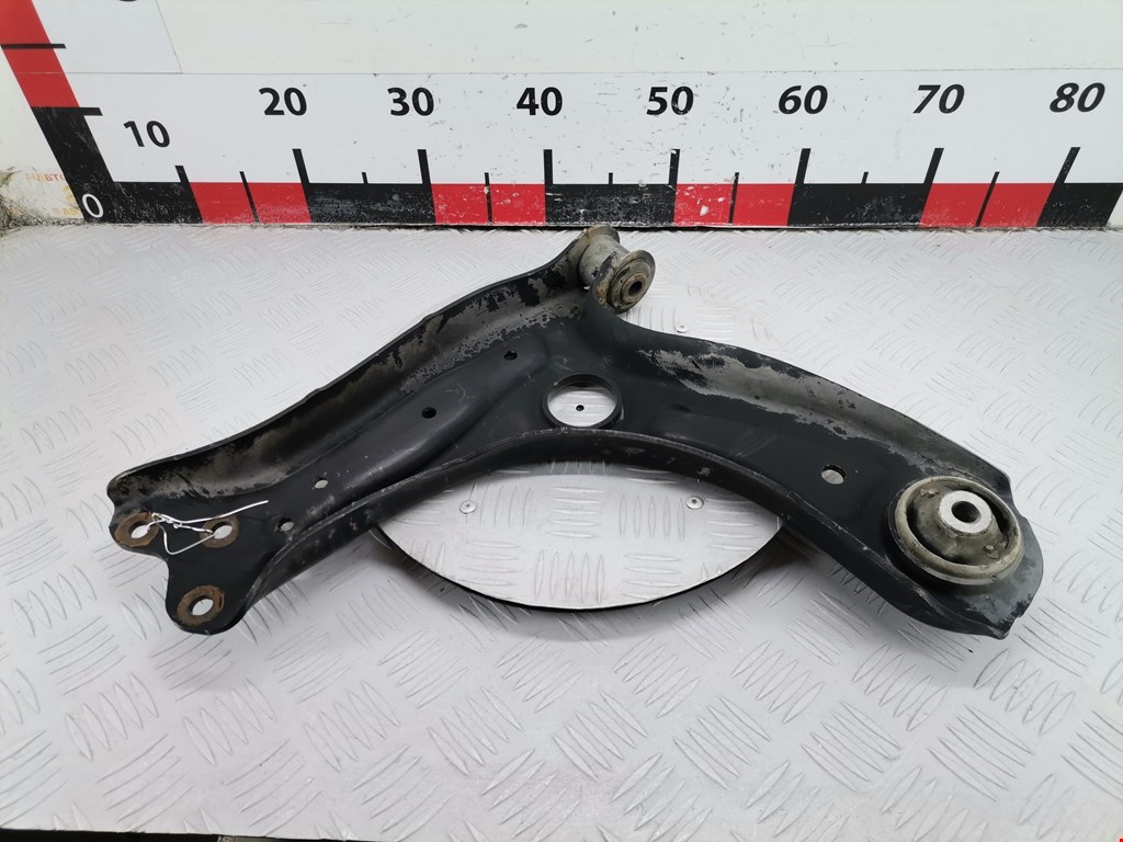 Рычаг передний правый SKODA Fabia MK2 5J 2007-2014