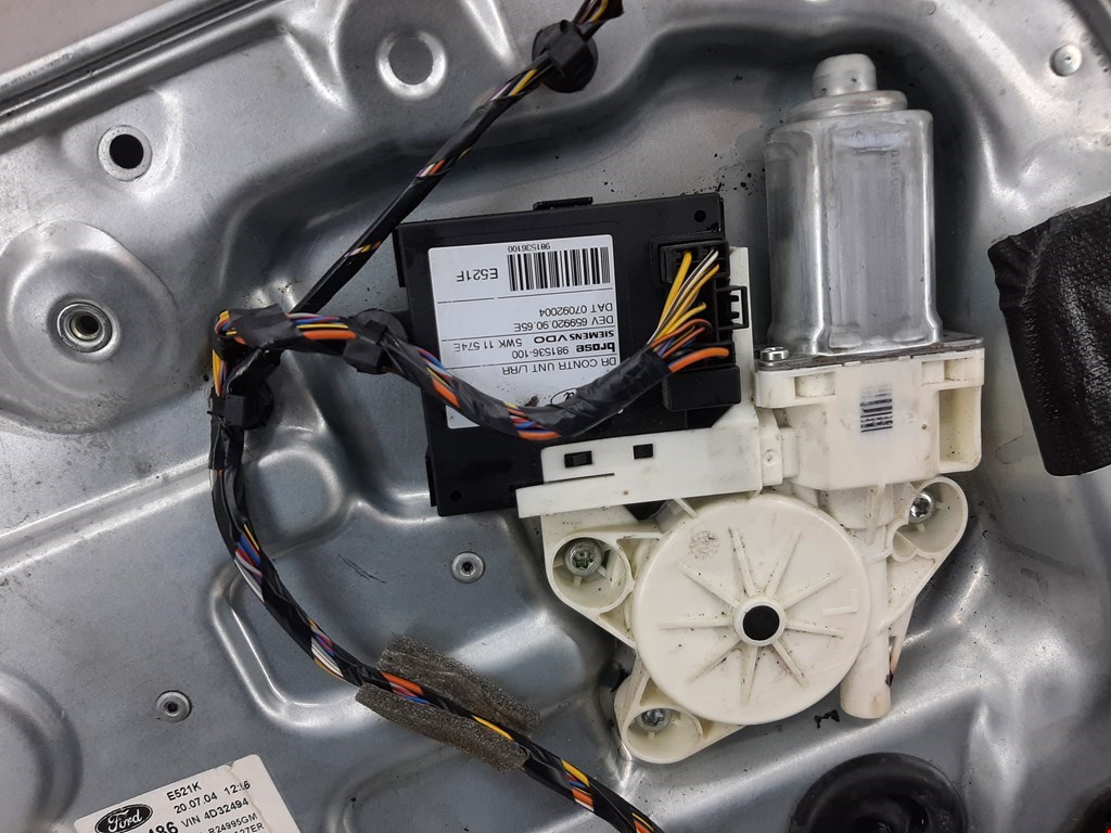 Стеклоподъемник задний левый FORD C-MAX 2003-2010