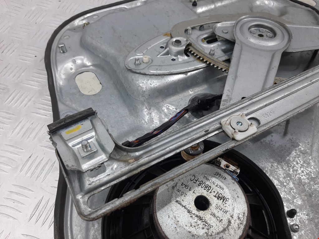 Стеклоподъемник задний левый FORD C-MAX 2003-2010