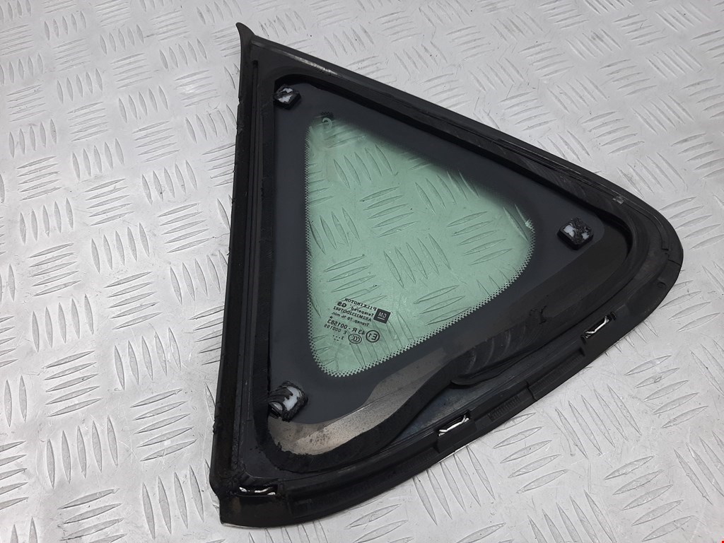 Стекло кузовное глухое правое OPEL Astra J 2009-2017
