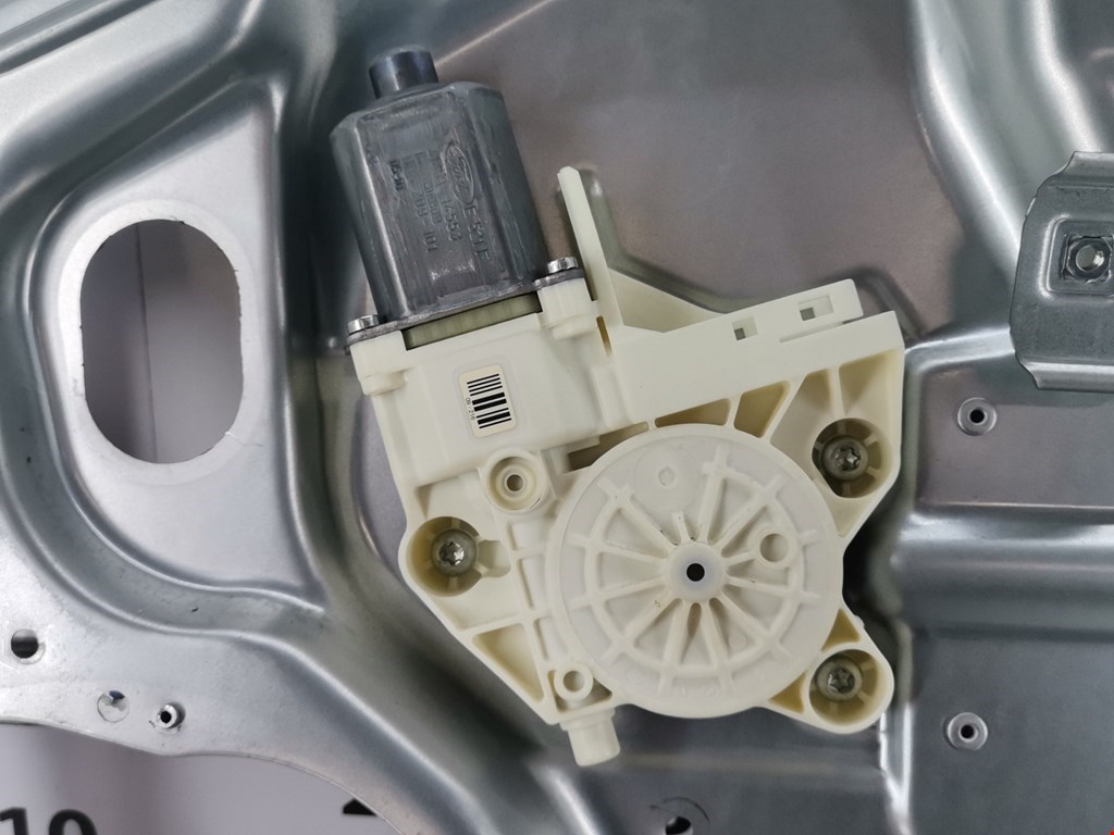 Стеклоподъемник передний правый FORD Focus II 2005-2011