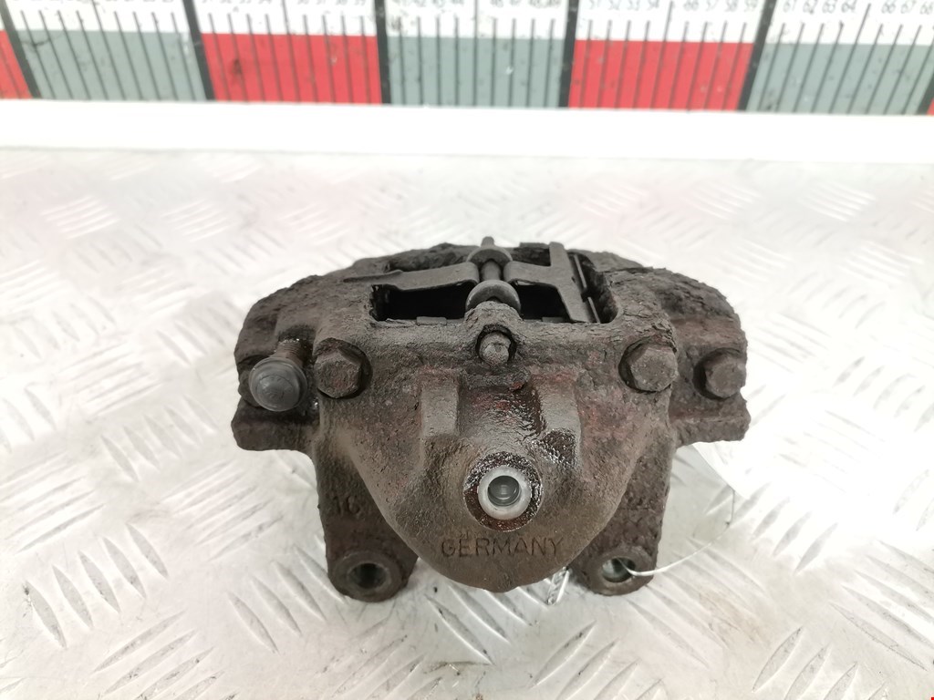 Суппорт задний правый MERCEDES-BENZ C-Class C-klasse W203 2000-2007