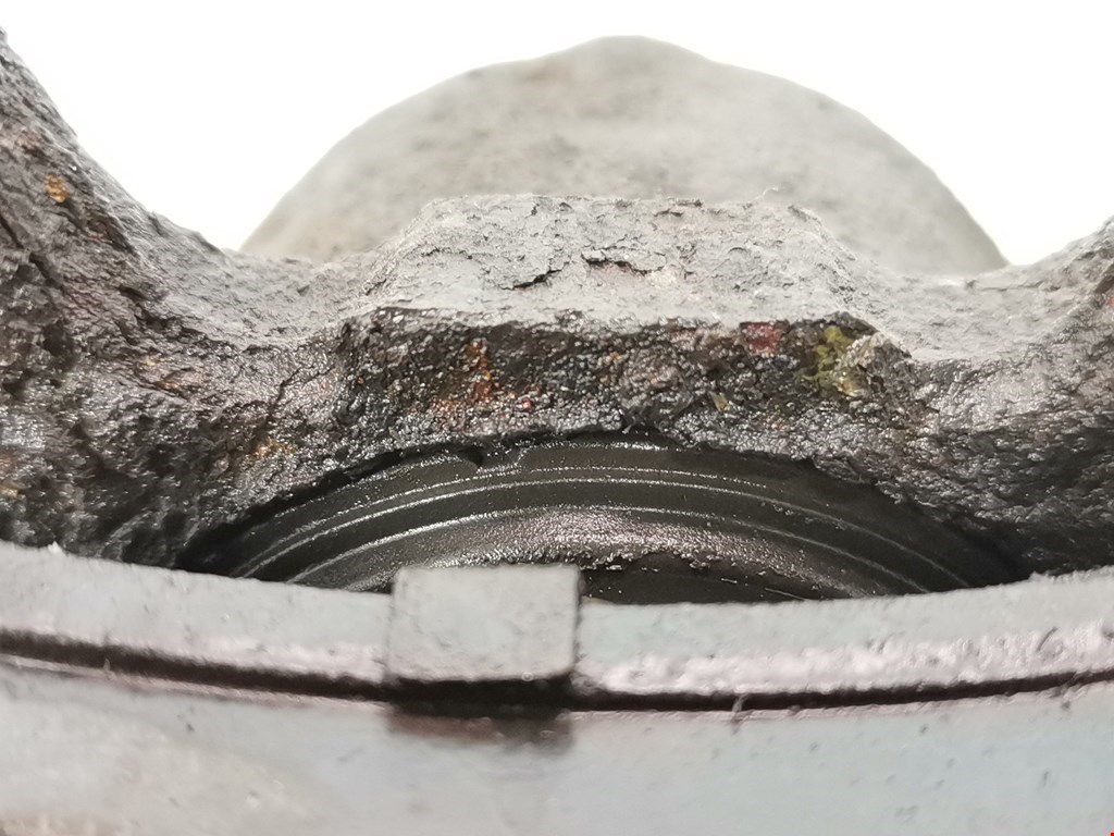 Суппорт задний правый MERCEDES-BENZ C-Class C-klasse W203 2000-2007