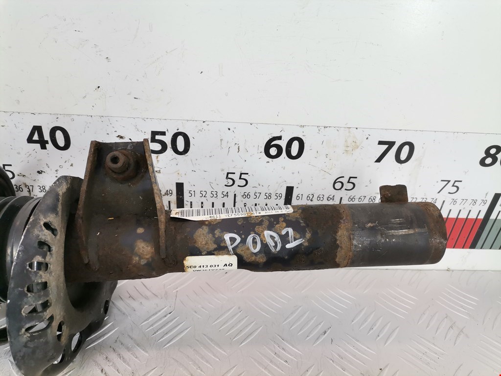 Амортизатор передний правый VOLKSWAGEN Jetta VI 2011-2017